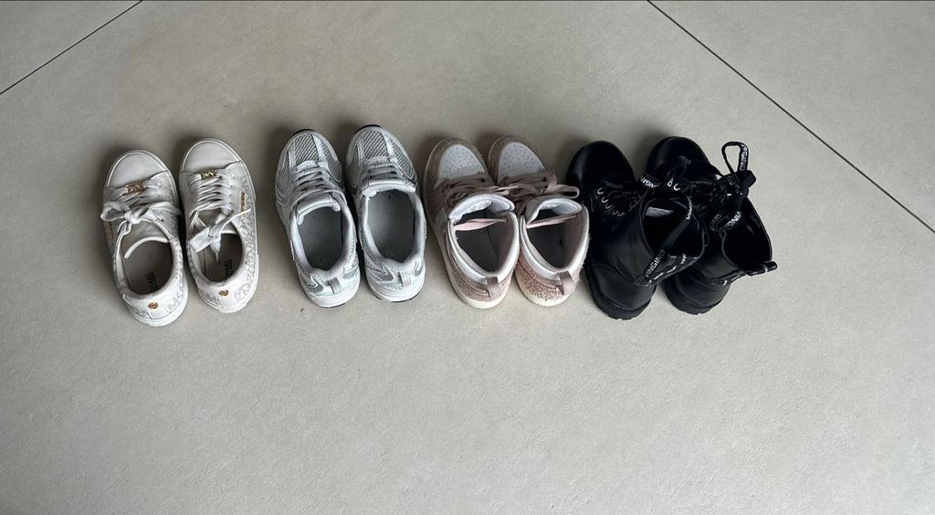 Vingino zwarte laarzen, Ophalen of Verzenden, Gedragen, Zwart, Lage of Enkellaarzen