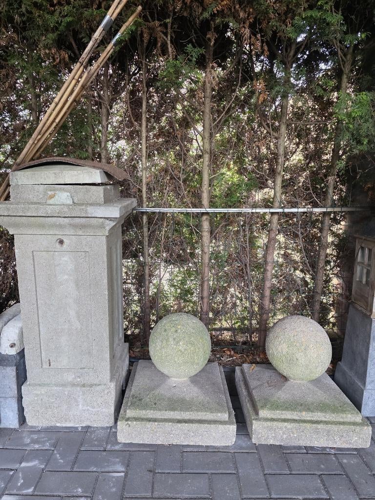 Zuil en oude klooster bollen voor op poort, Ophalen, Gebruikt, Overige typen