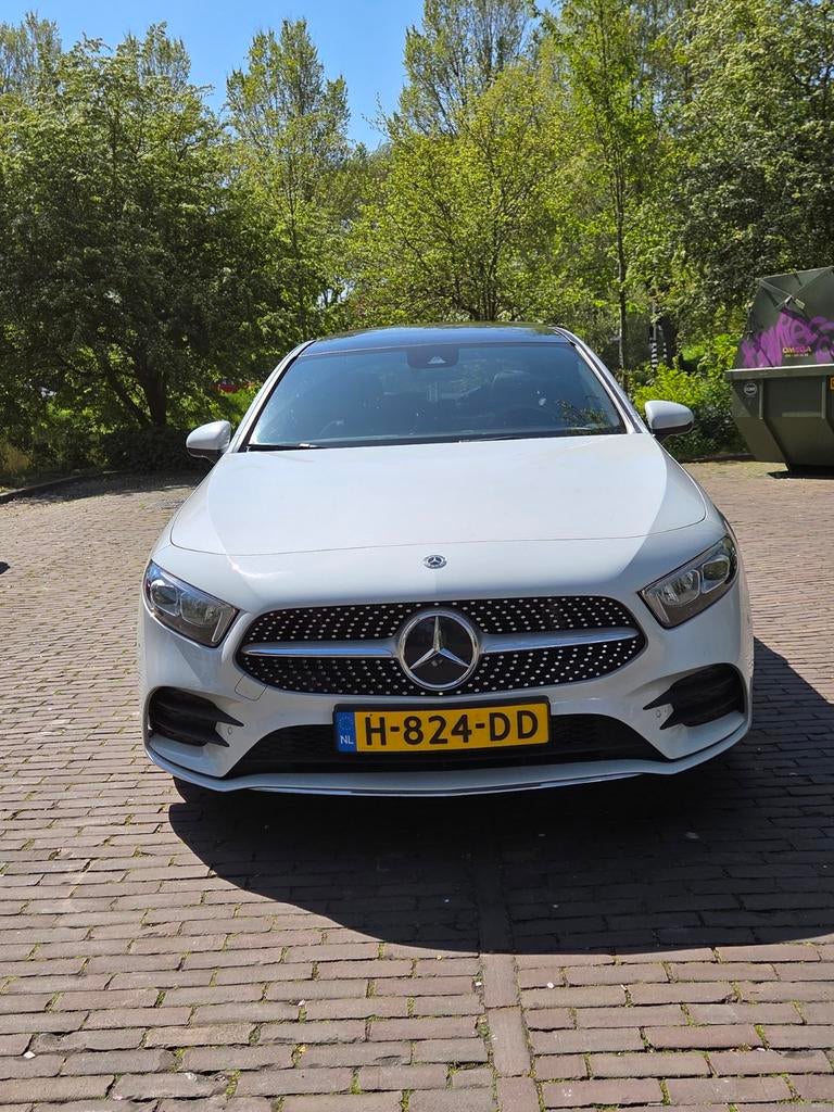 Mercedes-Benz A-Klasse 180   AMG PANO-Automaat-, Auto's, 4 cilinders, Wit, Overige kleuren, Particulier