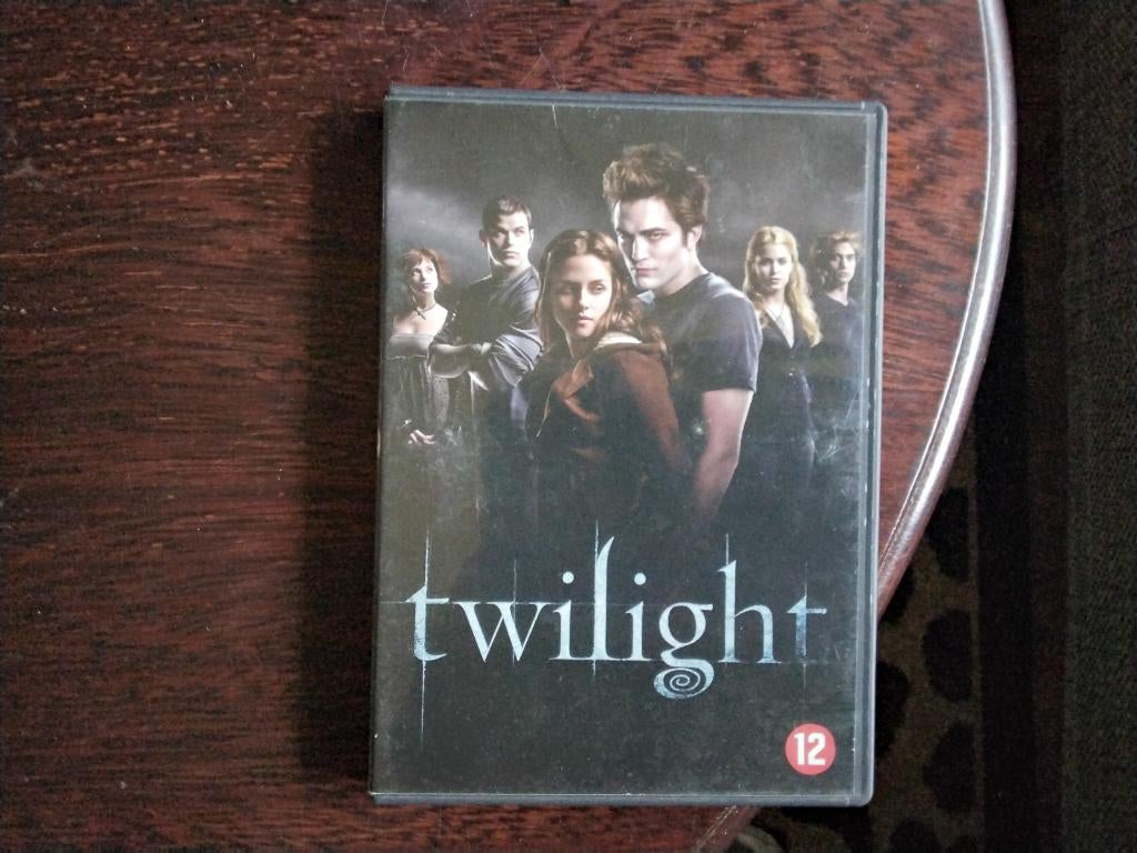 Twilight, origineel, Vanaf 12 jaar, Ophalen of Verzenden, Zo goed als nieuw, Bovennatuurlijke thriller