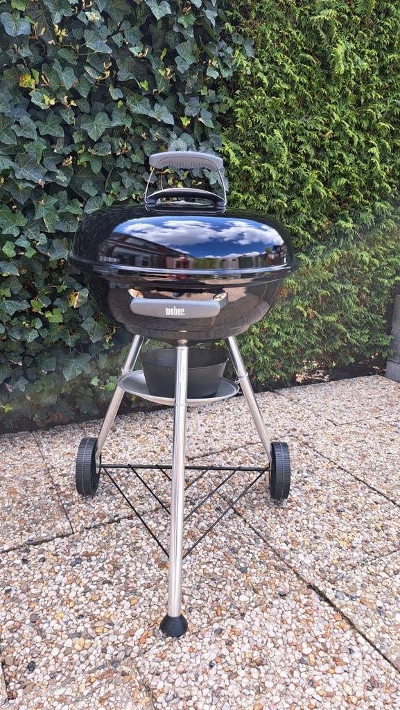 Weber houtskool barbecue 3x gebruikt, Tuin en Terras, Houtskoolbarbecues, Ophalen, Gebruikt, WEBER