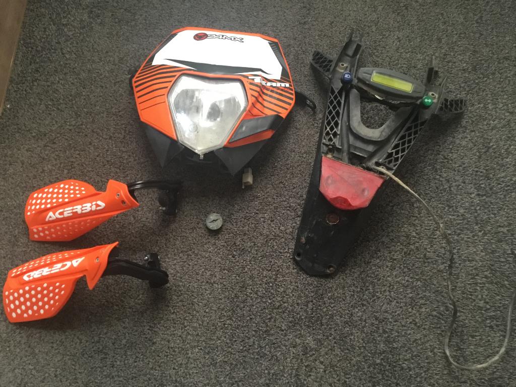Te koop enduro set km teller lamp voor en achter, Ophalen of Verzenden, Gebruikt