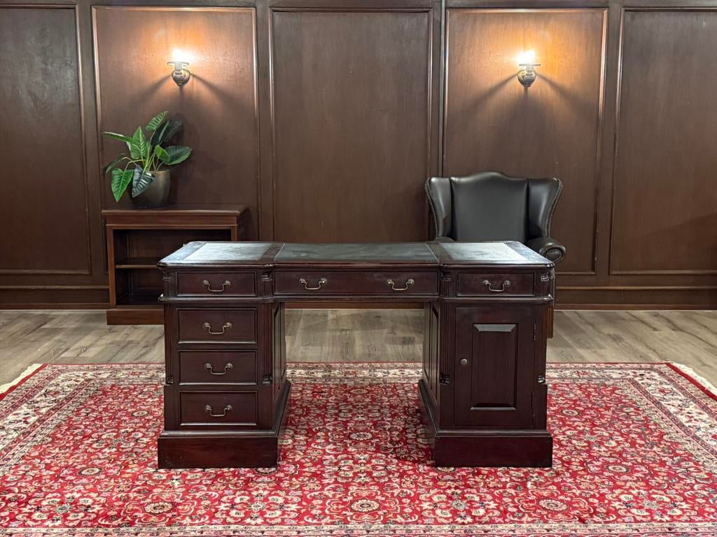 Klassiek Engels bureau #649, Huis en Inrichting, Overige typen, Hout, Bruin, Ophalen of Verzenden