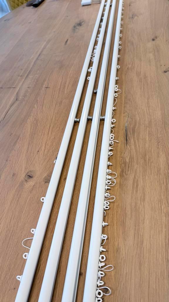 Luxe gordijnrails - compleet met ophangsysteem, Huis en Inrichting, Stoffering | Gordijnen en Lamellen, Zo goed als nieuw, Minder dan 100 cm