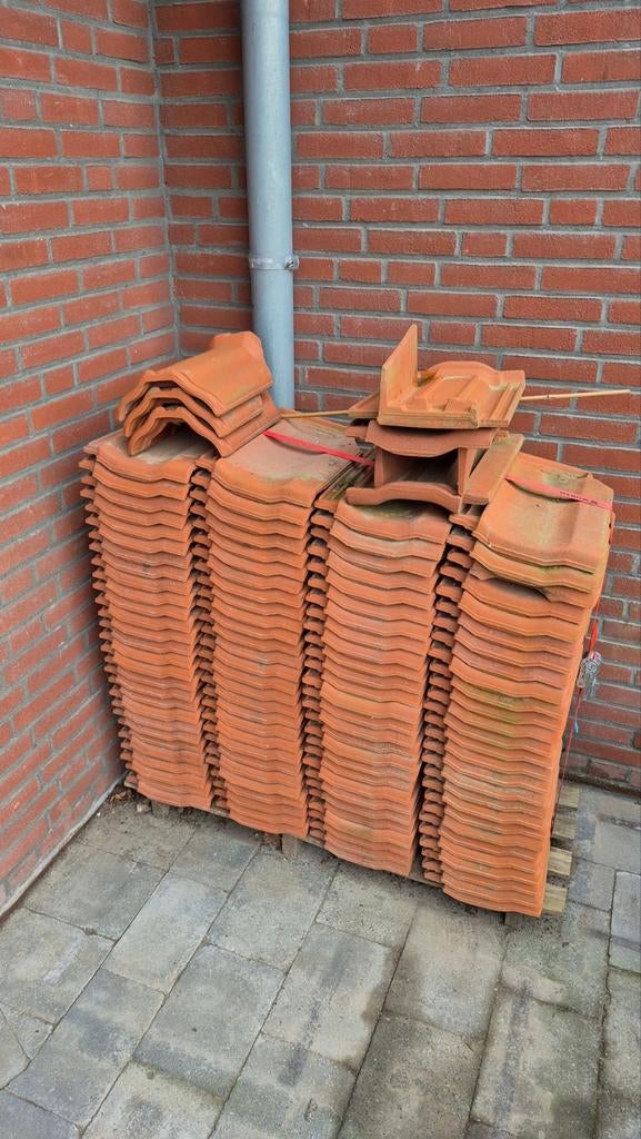 Dakpannen Braas Topas 13v , 100 stuks, Ophalen, Steen of Klei, 5 tot 10 m², Zo goed als nieuw