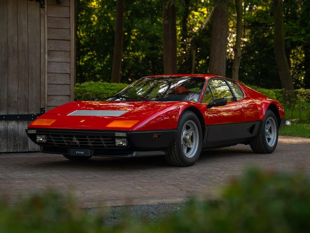 Ferrari 512 BBI (bj 1984), Lederen bekleding, Achterwielaandrijving, 340 pk, Handgeschakeld
