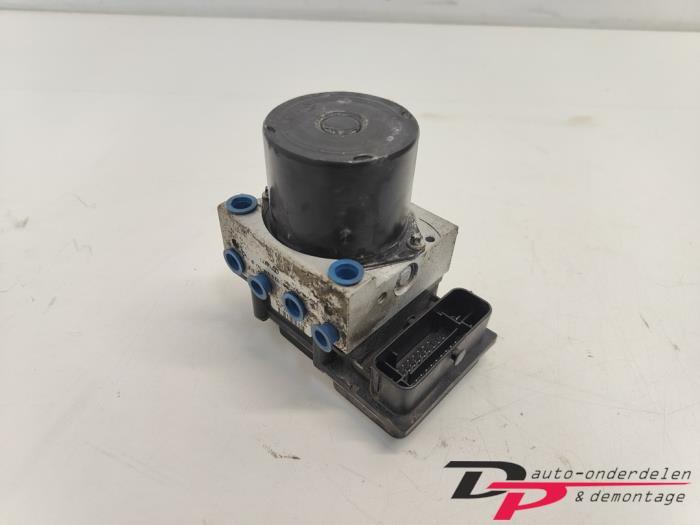 ABS Pomp van een Volkswagen Fox, Auto-onderdelen, Elektronica en Kabels, Volkswagen, Gebruikt, 3 maanden garantie, Ophalen of Verzenden