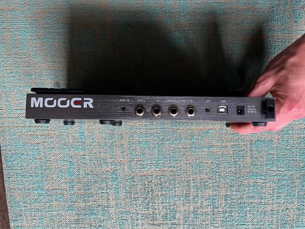 Mooer GE200 multi-effect / amp modeller, Muziek en Instrumenten, Effecten, Ophalen of Verzenden, Zo goed als nieuw, Multi-effect
