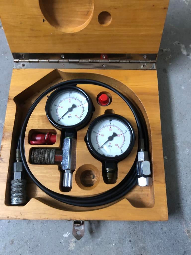 Oliedruk meter, Ophalen of Verzenden, Zo goed als nieuw