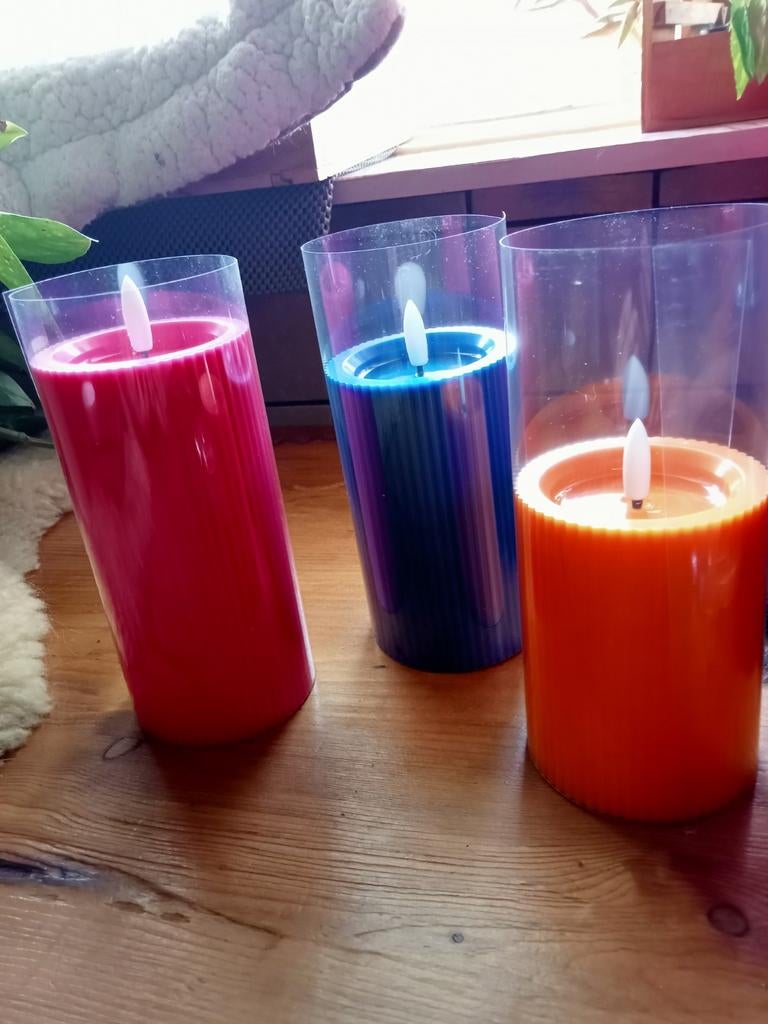 3 nieuwe gekleurde led kaarsen, werken op batterijen, Verzenden, Nieuw, Overige materialen, Minder dan 25 cm
