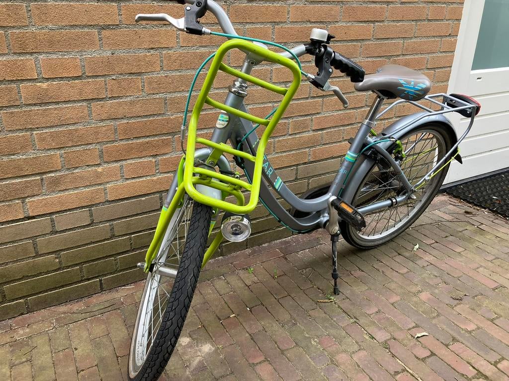 Meisjesfiets Batavus | led-lampen | rekje voor | 22”, Fietsen en Brommers, Fietsen | Meisjes, Ophalen, Gebruikt, 22 inch, Handrem