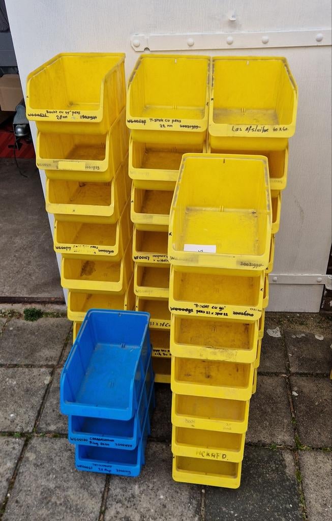 Sterke stapelbakken, Ophalen of Verzenden, Zo goed als nieuw