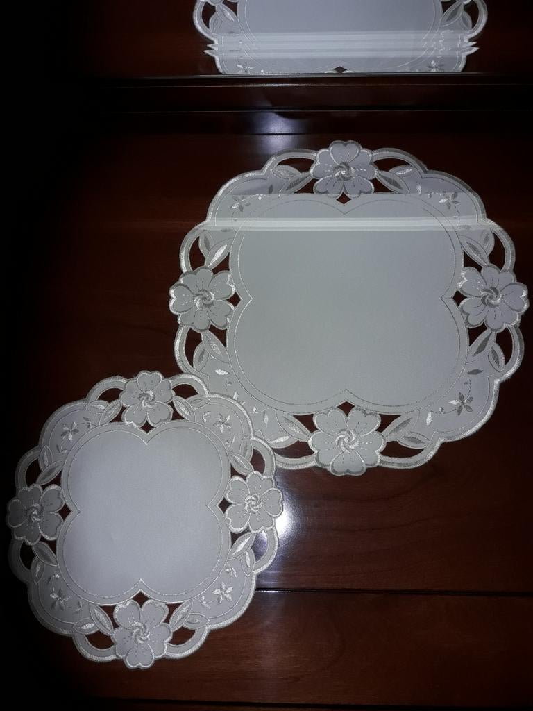 Kleedjes roomwit 2x., Ophalen of Verzenden