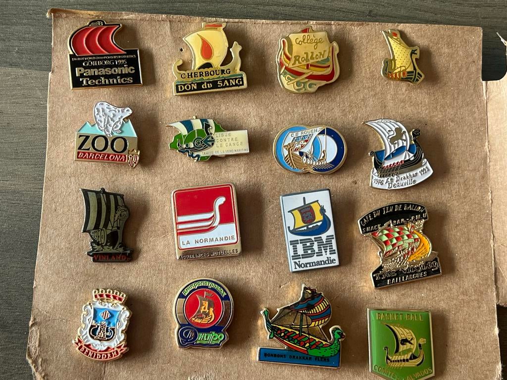 Verzameling van 16 vintage speldjes/pins, Verzamelen, Ophalen of Verzenden, Gebruikt