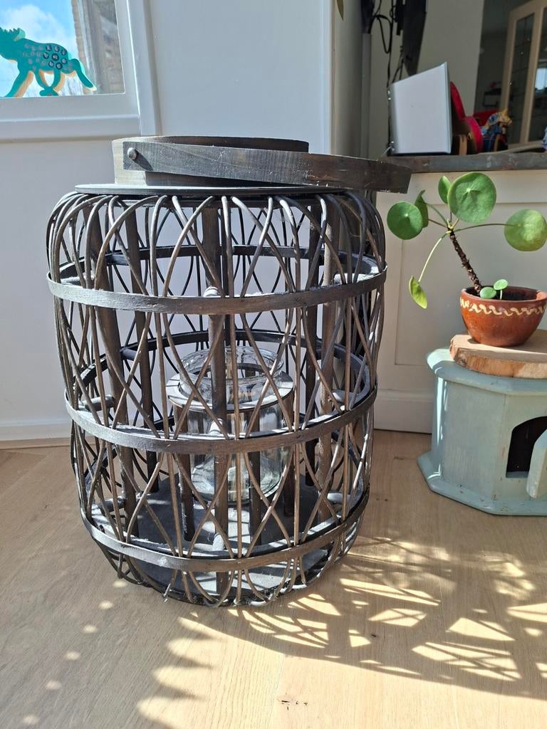 Rotan lantaarn met glazen houder, Ophalen, Hout, 25 tot 50 cm