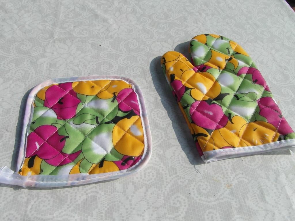 ovenwant en pannenlap Nieuw geel groen roze fruit, Overige typen, Ophalen of Verzenden, Nieuw, Overige materialen