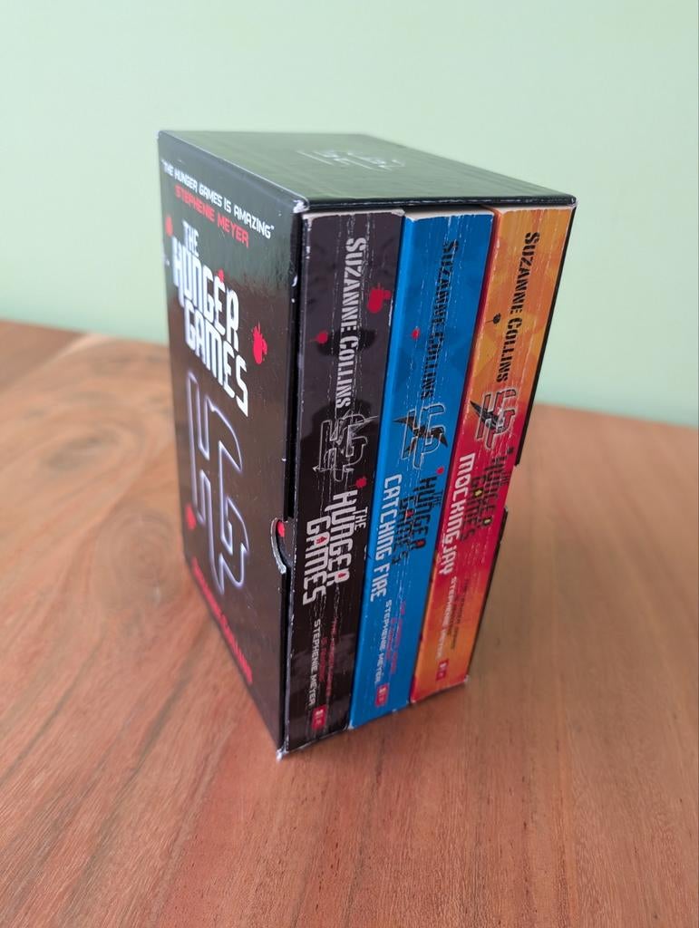 The Hunger Games Boekenreeks (Engels) - Nette, gelezen staat, Ophalen of Verzenden, Gelezen, Suzanne Collins, Amerika