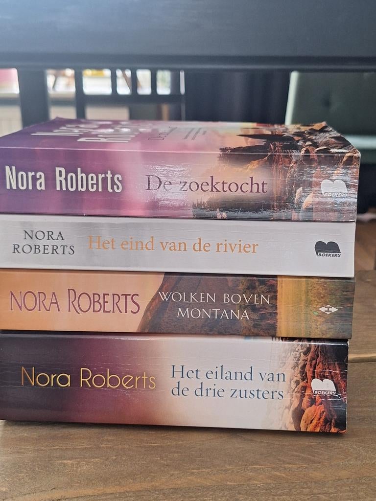 NORA Roberts, Boeken, Fantasy, Ophalen, Zo goed als nieuw