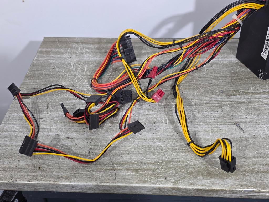 Xilence 450w max voeding psu power supply xp600r6 600w piek, Ophalen of Verzenden, Gebruikt