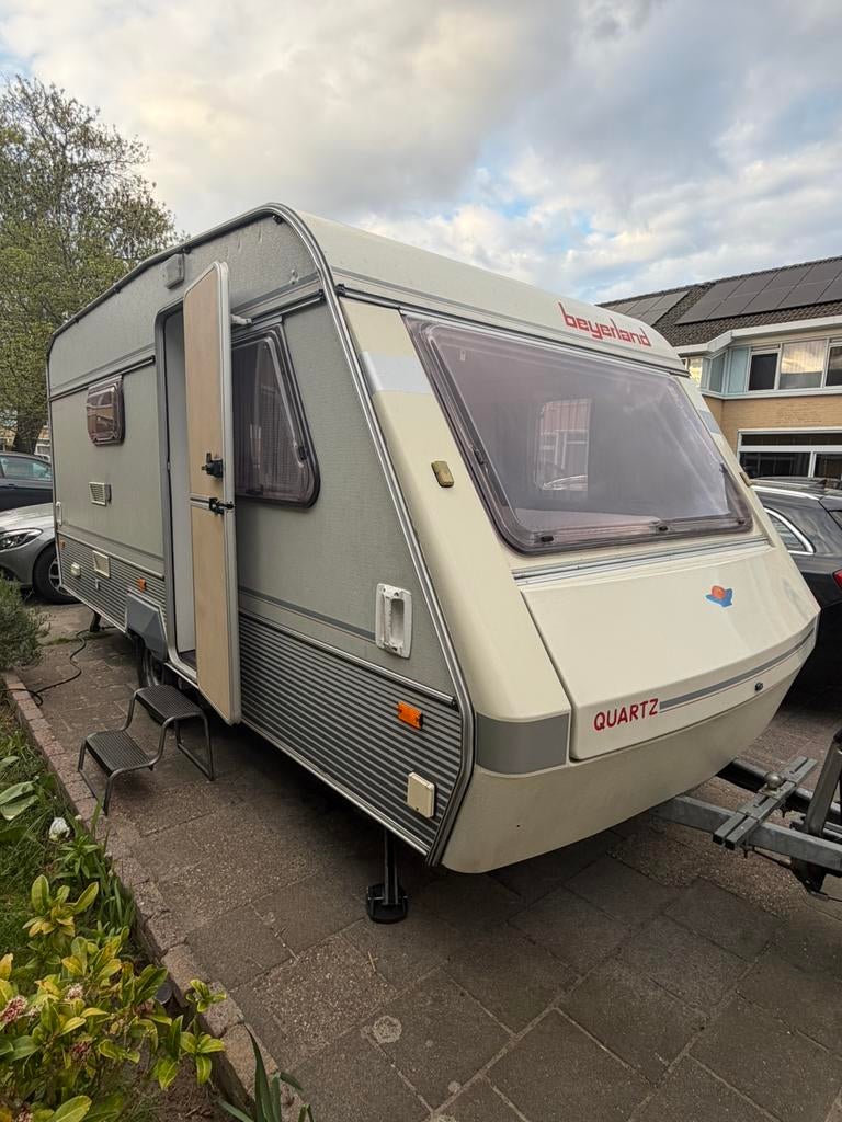 Caravan Beyerland quartz 450, Caravans en Kamperen, Luifel, Omvormbare zithoek, Treinzit, 750 - 1000 kg