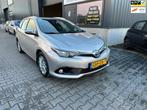 Toyota Auris Touring Sports 1.8 Hybrid Dynamic, Auto's, Toyota, 28 km/l, Gebruikt, Euro 6, Te koop