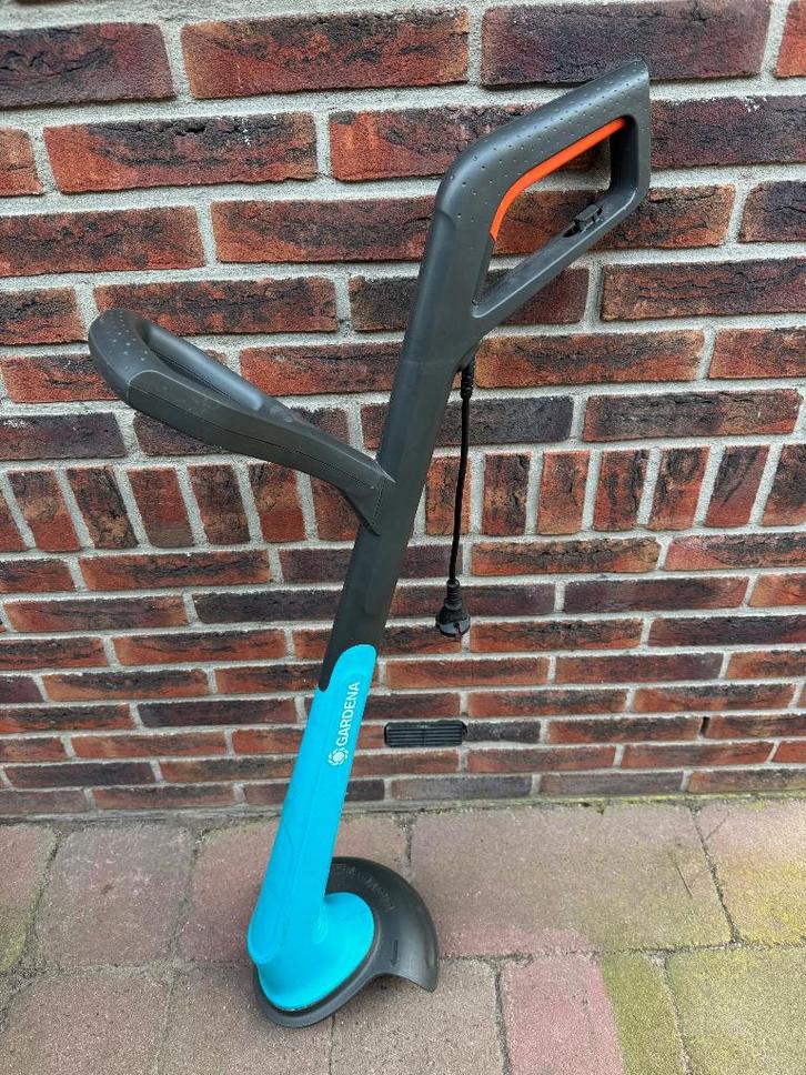 I.Z.G.S. GARDENA SmallCut 300/23 Grastrimmer - kantenmaaier, Tuin en Terras, Grastrimmers, Gebruikt, Elektrisch, 10 tot 30 cm