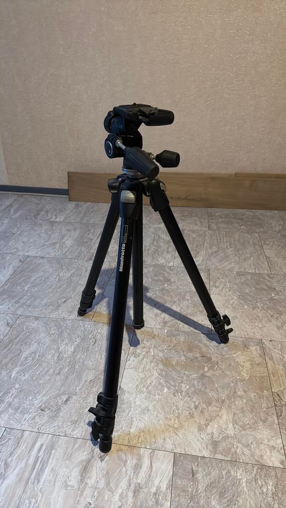 Manfrotto 055DB statief fotografie film, Audio, Tv en Foto, Fotografie | Statieven en Balhoofden, Ophalen of Verzenden, Zo goed als nieuw