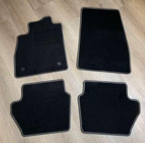 Mattenset Ford Fiesta Type 7, Auto-onderdelen, Interieur en Bekleding, Ford, Nieuw, Ophalen of Verzenden
