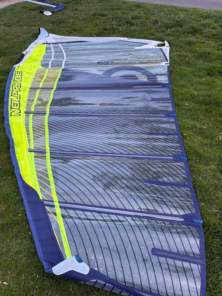 Neilpryde RS Slalom MK6 9.5m2, Watersport en Boten, Windsurfen, 7 m² of meer, Ophalen of Verzenden, Zeil, Gebruikt