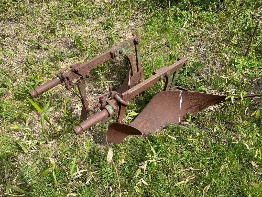 Holder B12 tuintractor ploegjes, Ophalen, Zo goed als nieuw, Nvt, Nvt