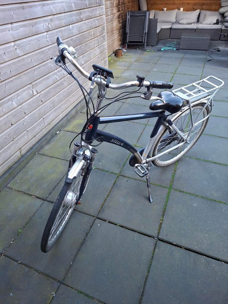Stella Azzurro voor onderdelen (accu en handrem defect), Fietsen en Brommers, Elektrische fietsen, Ophalen of Verzenden