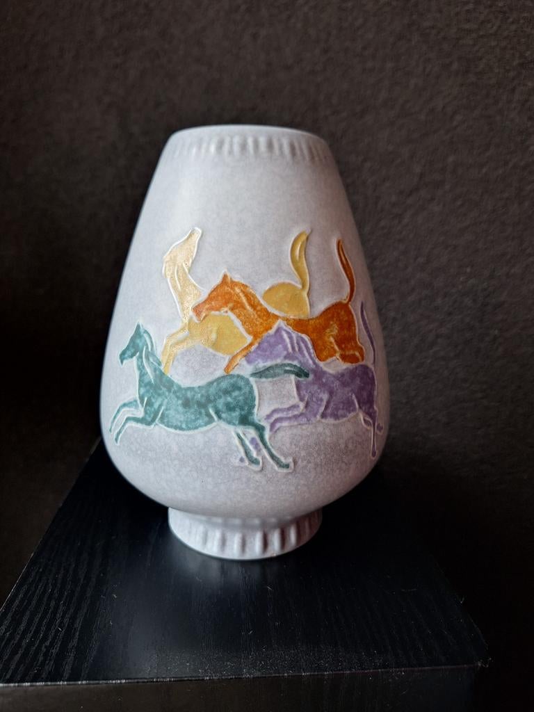 Flora Holland Gouda vaas met paarden, 18,5 cm, Antiek en Kunst, Ophalen of Verzenden