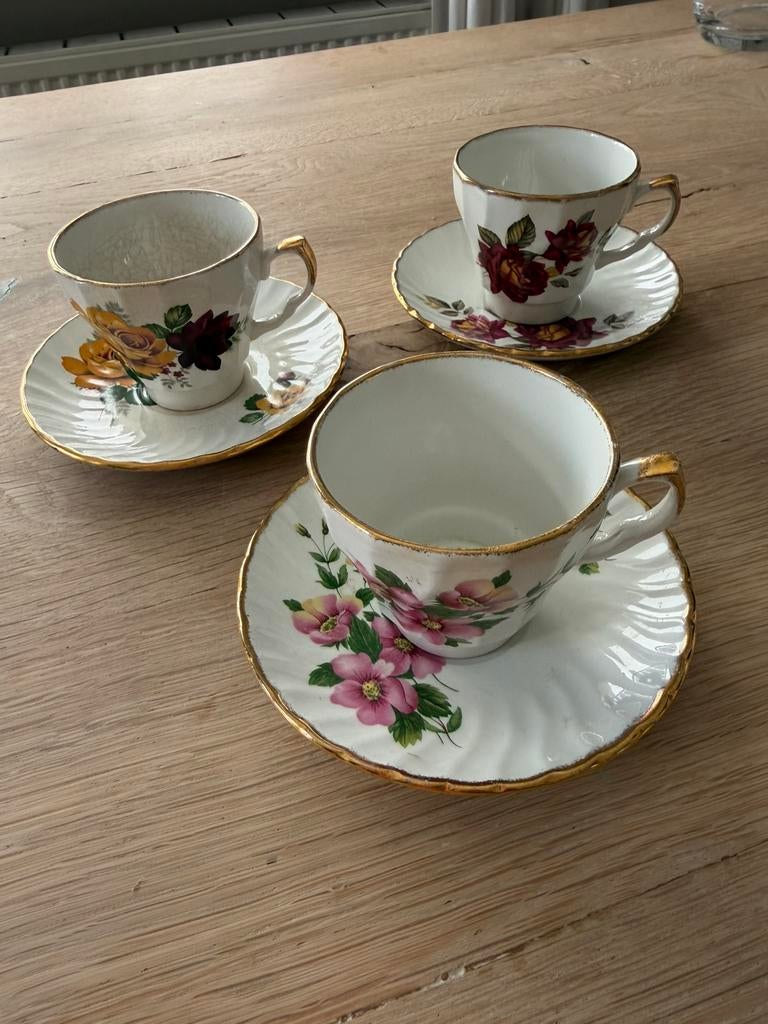 Kop en schotel H. Aynsley & Co Staffordshire England, Ophalen of Verzenden