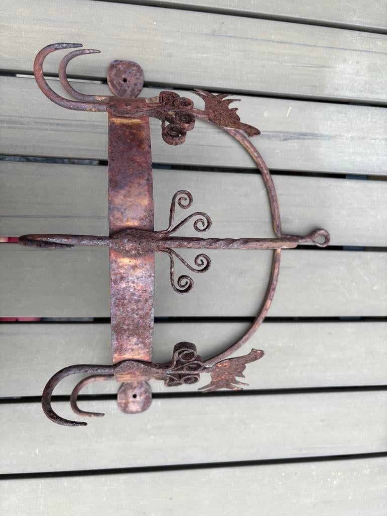 Gietijzeren kroon voor tuin decoratie met haken, Tuin en Terras, Tuinwanddecoratie, Gebruikt, Ophalen of Verzenden