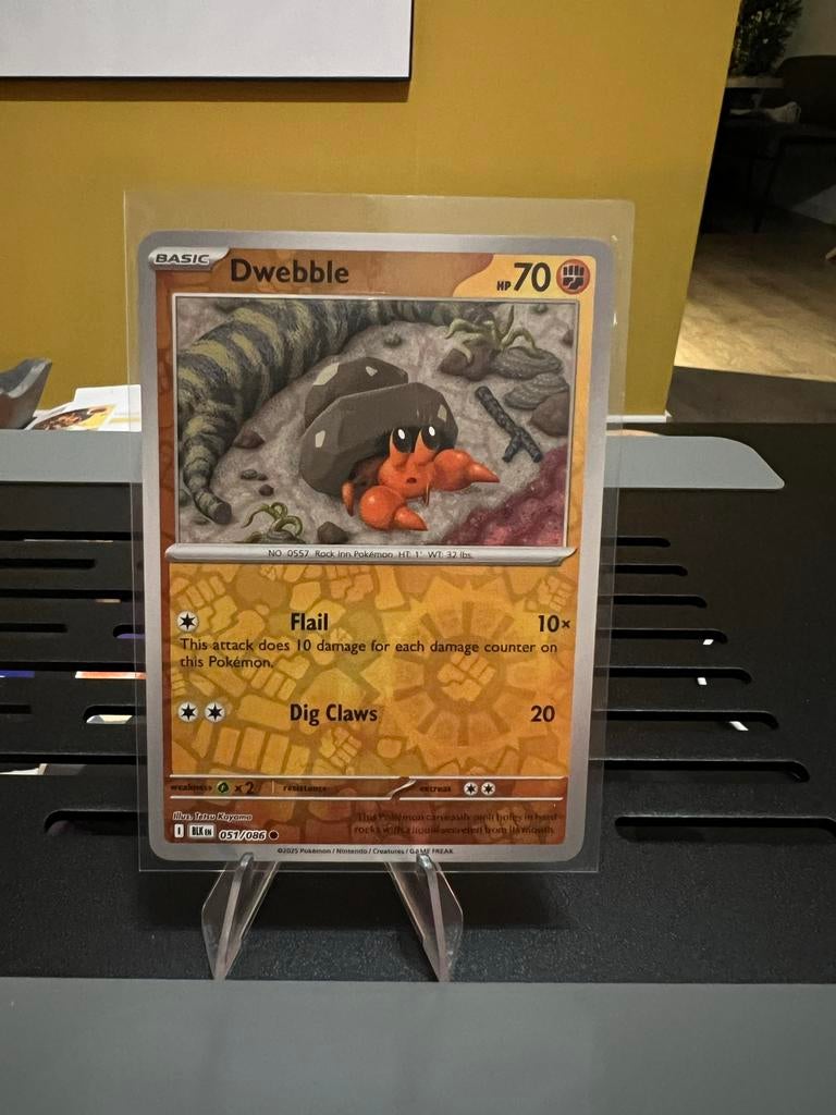 Pokémon Kaart: Dwebble Reverse Holo 051/086 (Basic, 70 HP), Ophalen of Verzenden, Zo goed als nieuw, Losse kaart