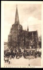 Deurne (N.B.), RK Kerk met Muziektent, Uitgaan der Hoogmis, Verzamelen, Ansichtkaarten | Nederland, Verzenden, 1920 tot 1940, Ongelopen