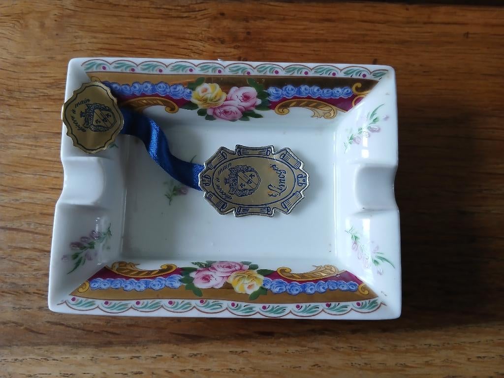 Asbak Limoges Castel handgedecoreerd porselein, Verzamelen, Ophalen of Verzenden, Zo goed als nieuw, Asbak