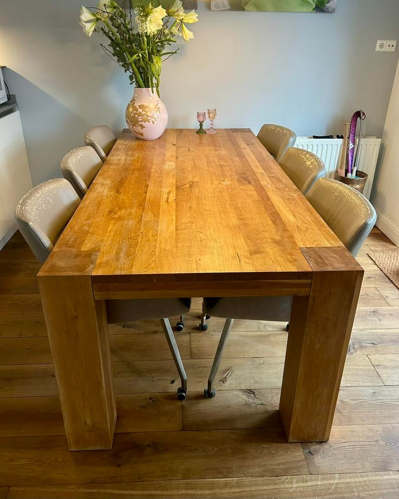 Houten eettafel:, Ophalen, Zo goed als nieuw