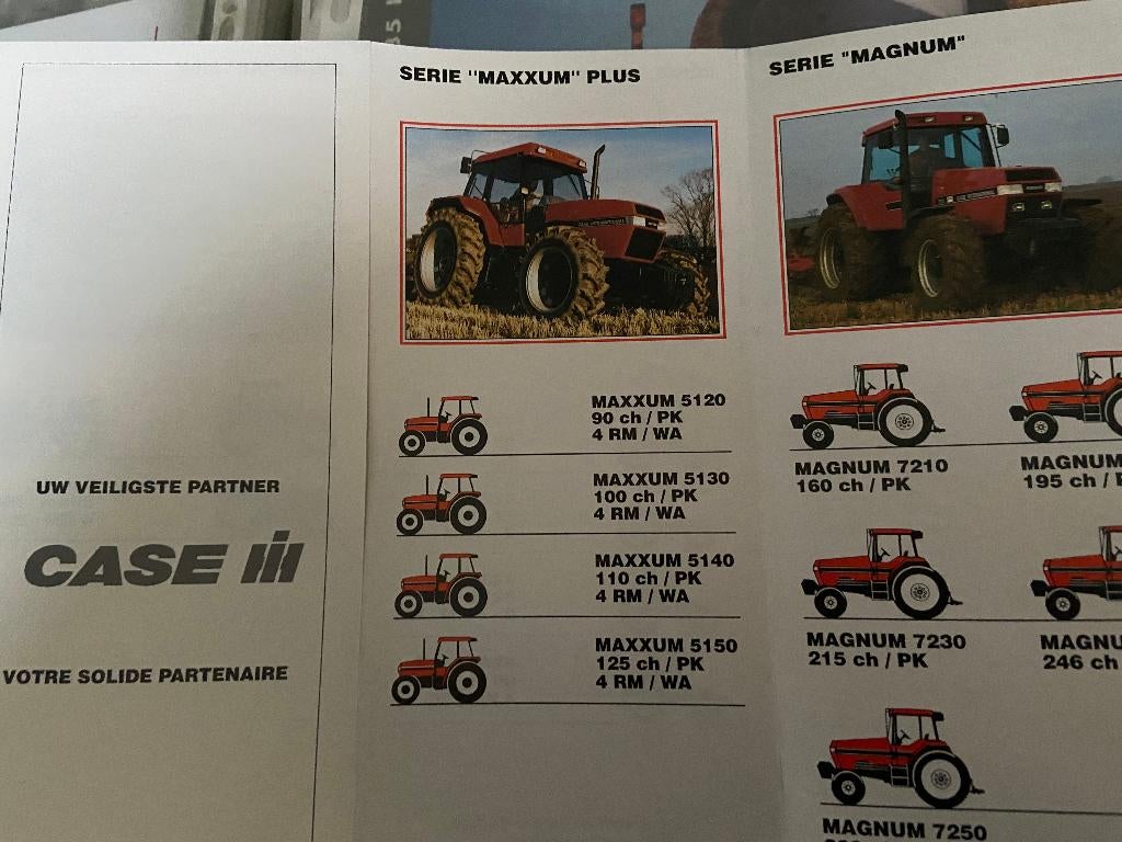 Tractorfolders, Ophalen of Verzenden, Zo goed als nieuw, Folder