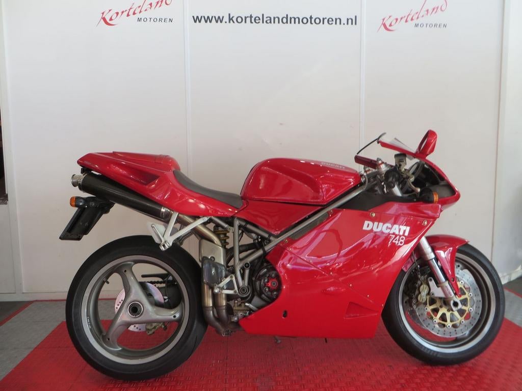 DUCATI 748 BIPOSTO (bj 2002) 63,282 km, Motoren, DUCATI, 2 cilinders, Motorrijbewijs A, Onbekend