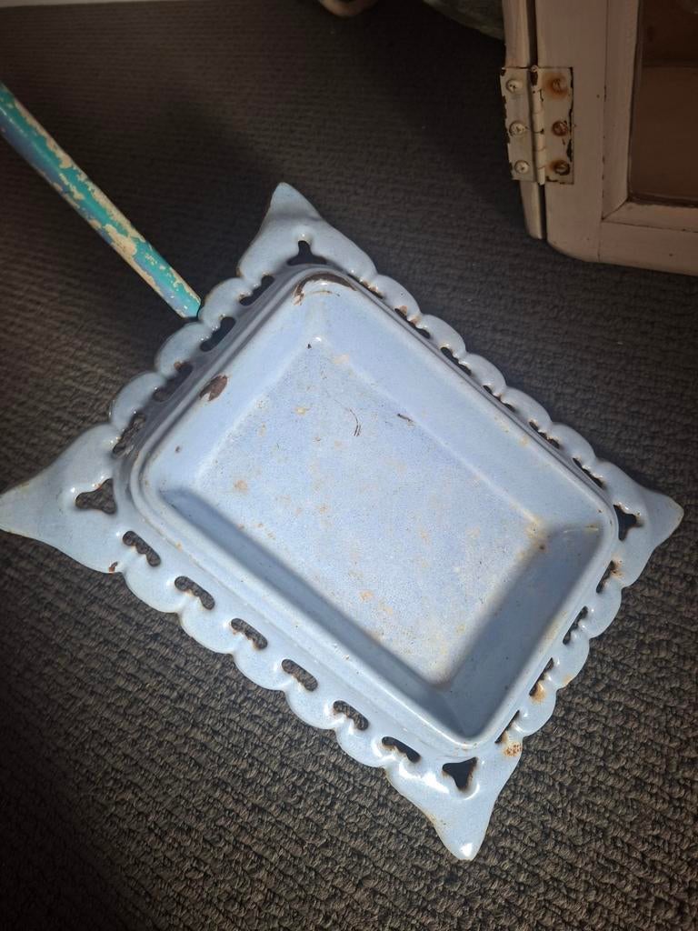 Lavendel kleurige kwispedoor, Antiek en Kunst, Ophalen of Verzenden