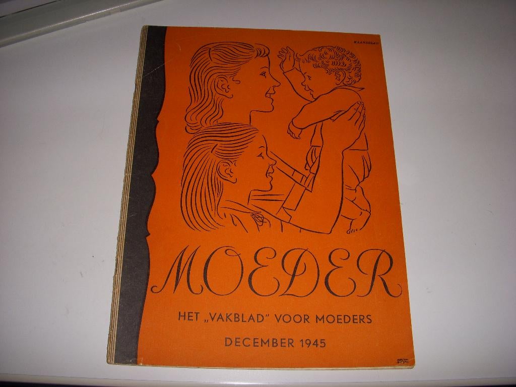 MOEDER Het Vakblad voor Moeders december 1945, Boeken, Tijdschriften en Kranten, Ophalen of Verzenden, Gelezen, Damesbladen