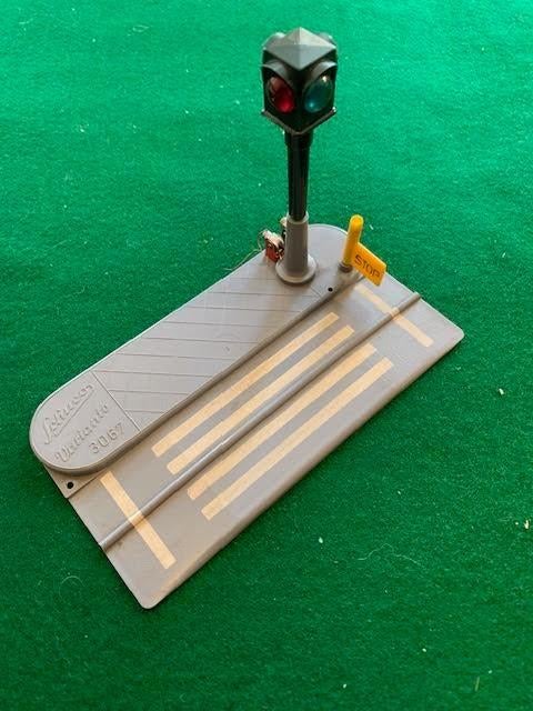 Schuco Varianto 3067 Oversteekplaats Voetgangers, Ophalen of Verzenden