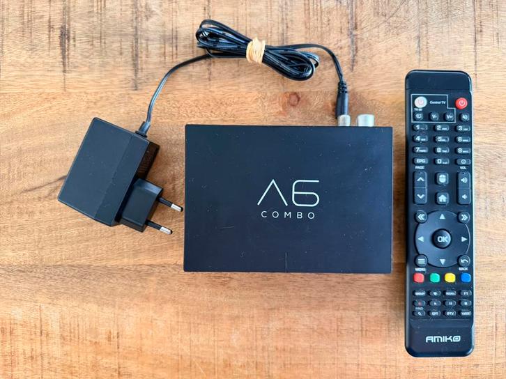 Amiko A6 Combo Digitale Decoder, Audio, Tv en Foto, Decoders en Harddiskrecorders, Gebruikt, Decoder, Ophalen of Verzenden