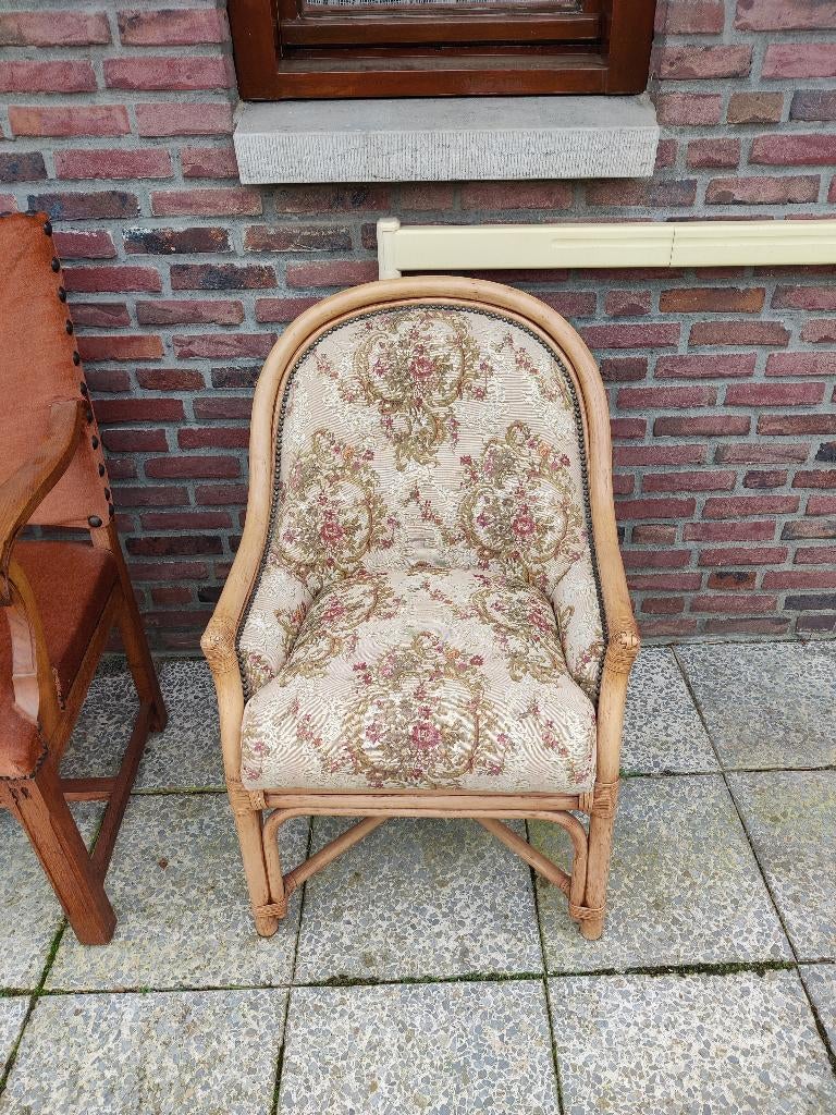 Bamboe relex -stoel + oude eiken relex - stoel zacht prijsje, Huis en Inrichting, Stoelen, Ophalen, Gebruikt, Twee, Bruin