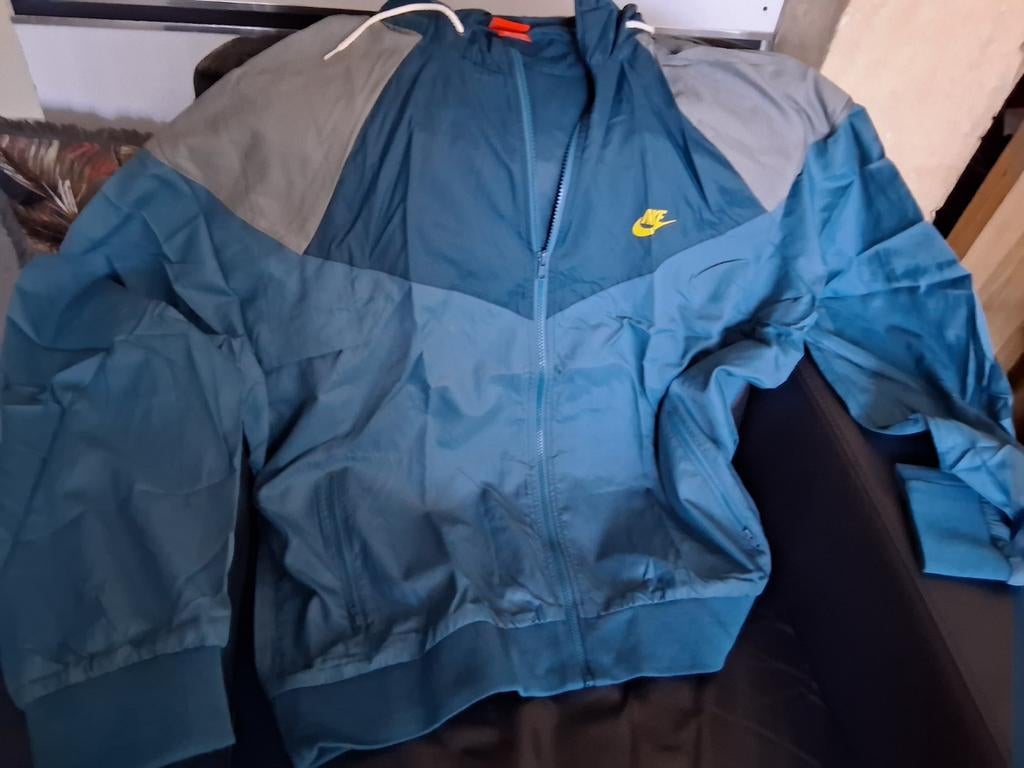 Nike Windbreaker - Zo goed als nieuw - Maat XS, Kleding | Heren, Jassen | Zomer, Nike, Overige maten, Zo goed als nieuw, Verzenden