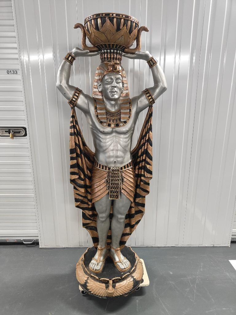 farao beeld Egyptische Plantenhouder Man – Egypte, Ophalen, Zo goed als nieuw, Mens