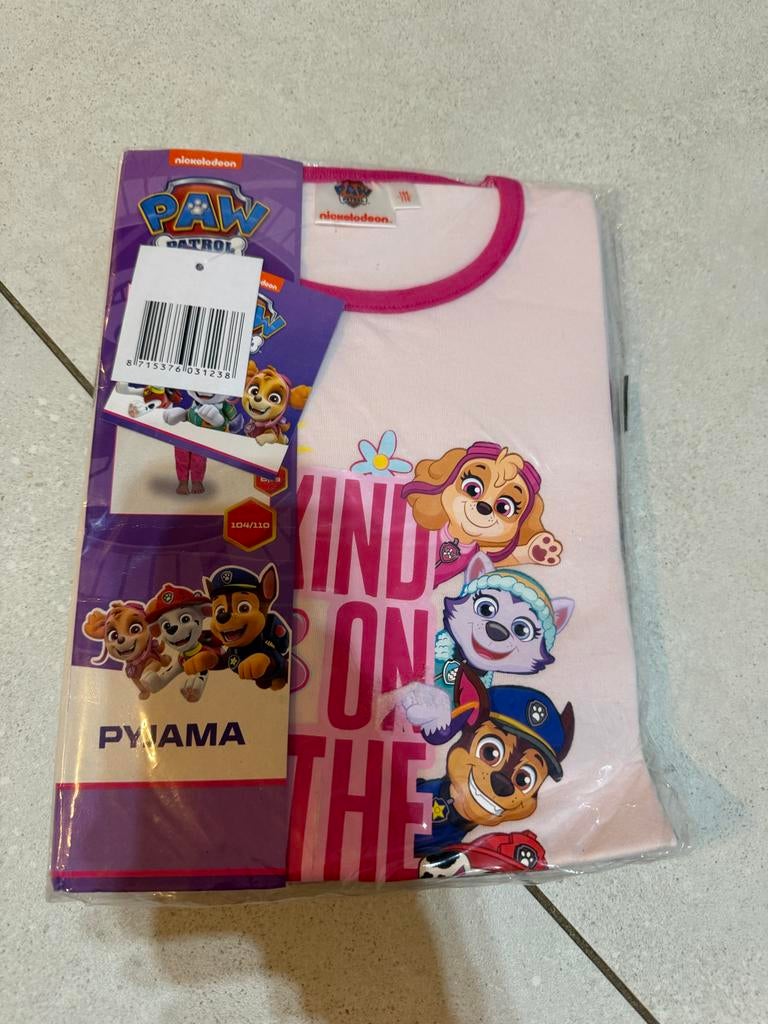 Nieuwe Paw Patrol Pyjama Meisje Maat 104/110, Ophalen of Verzenden, Nieuw, Meisje, Nacht- of Onderkleding
