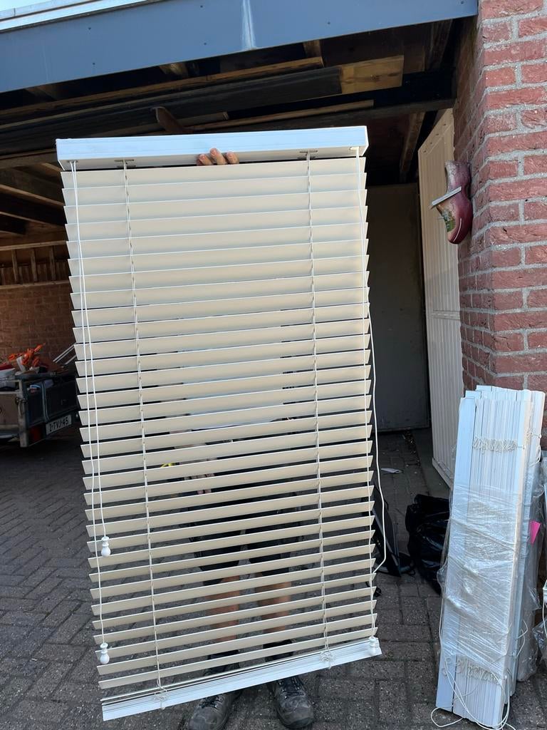 Jaloezieën in diverse maten met afwerkkappen, Ophalen, Gebruikt, 100 tot 150 cm, Wit