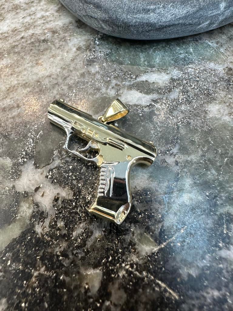 Prachtige 14k gouden Clock 17 hanger, Ophalen of Verzenden, Nieuw, Goud, Overige voorstellingen